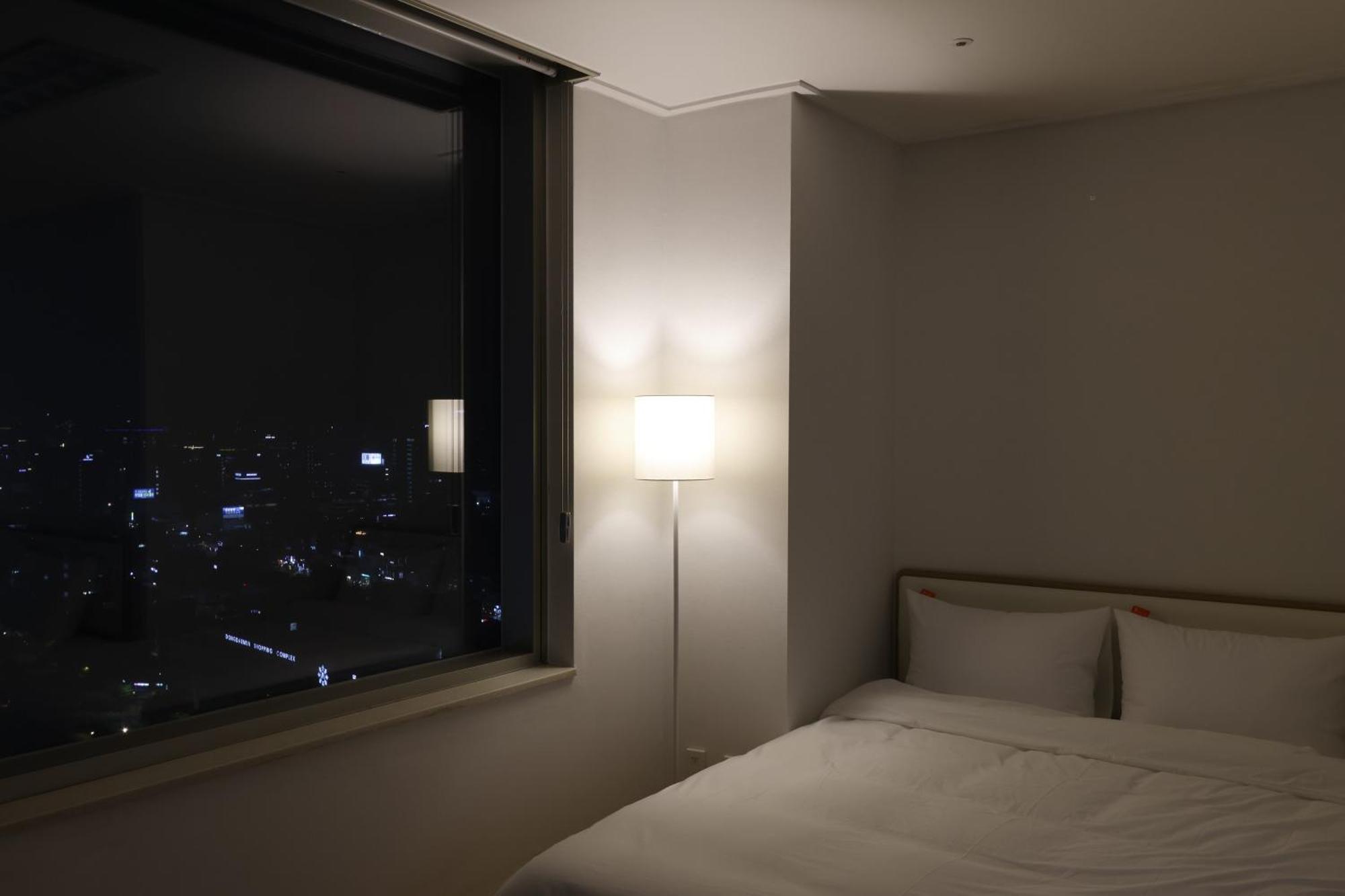 "Grand Opened" Maxtyle Guesthouse Dongdaemun Сеул Экстерьер фото