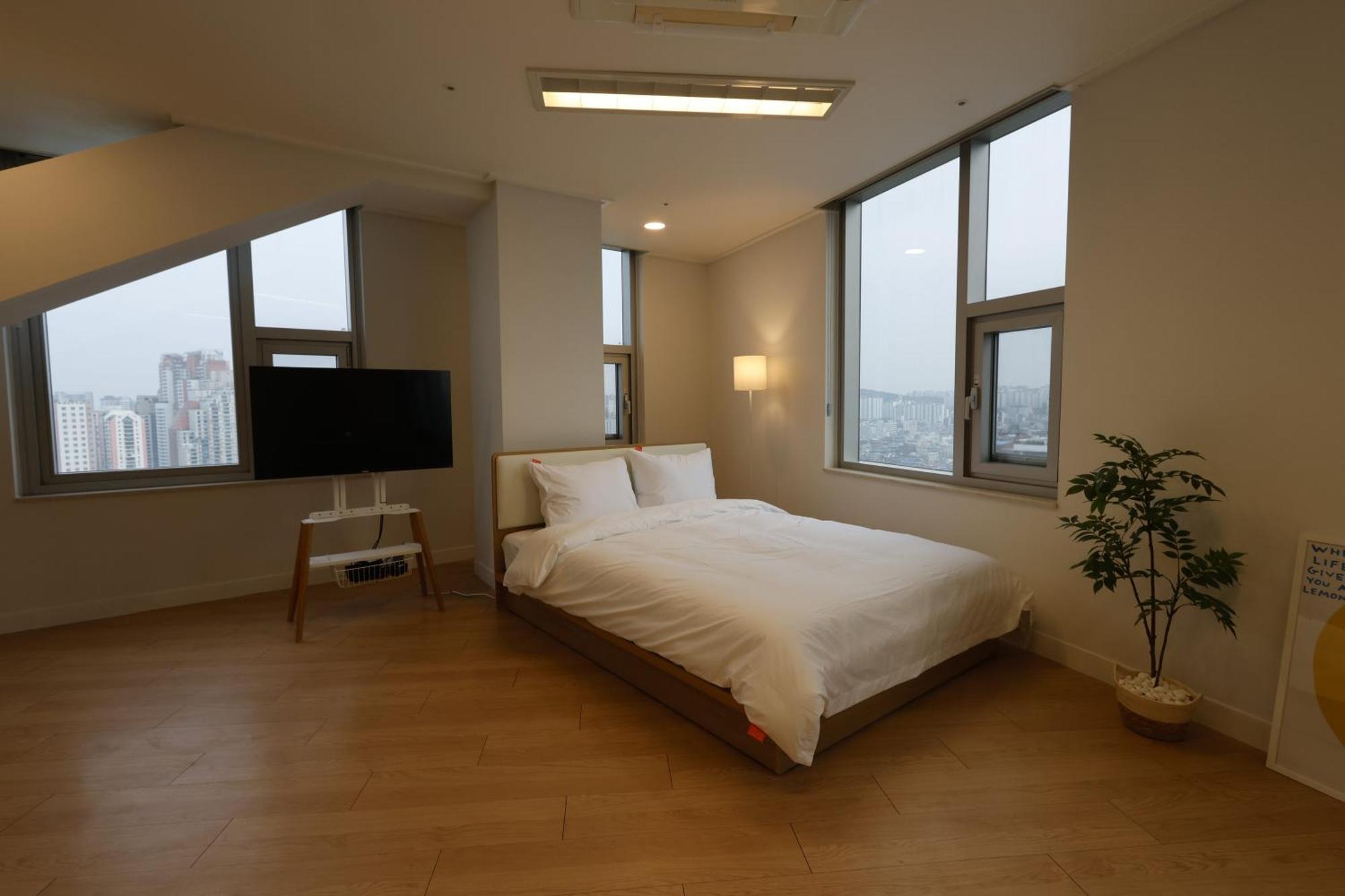 "Grand Opened" Maxtyle Guesthouse Dongdaemun Сеул Экстерьер фото