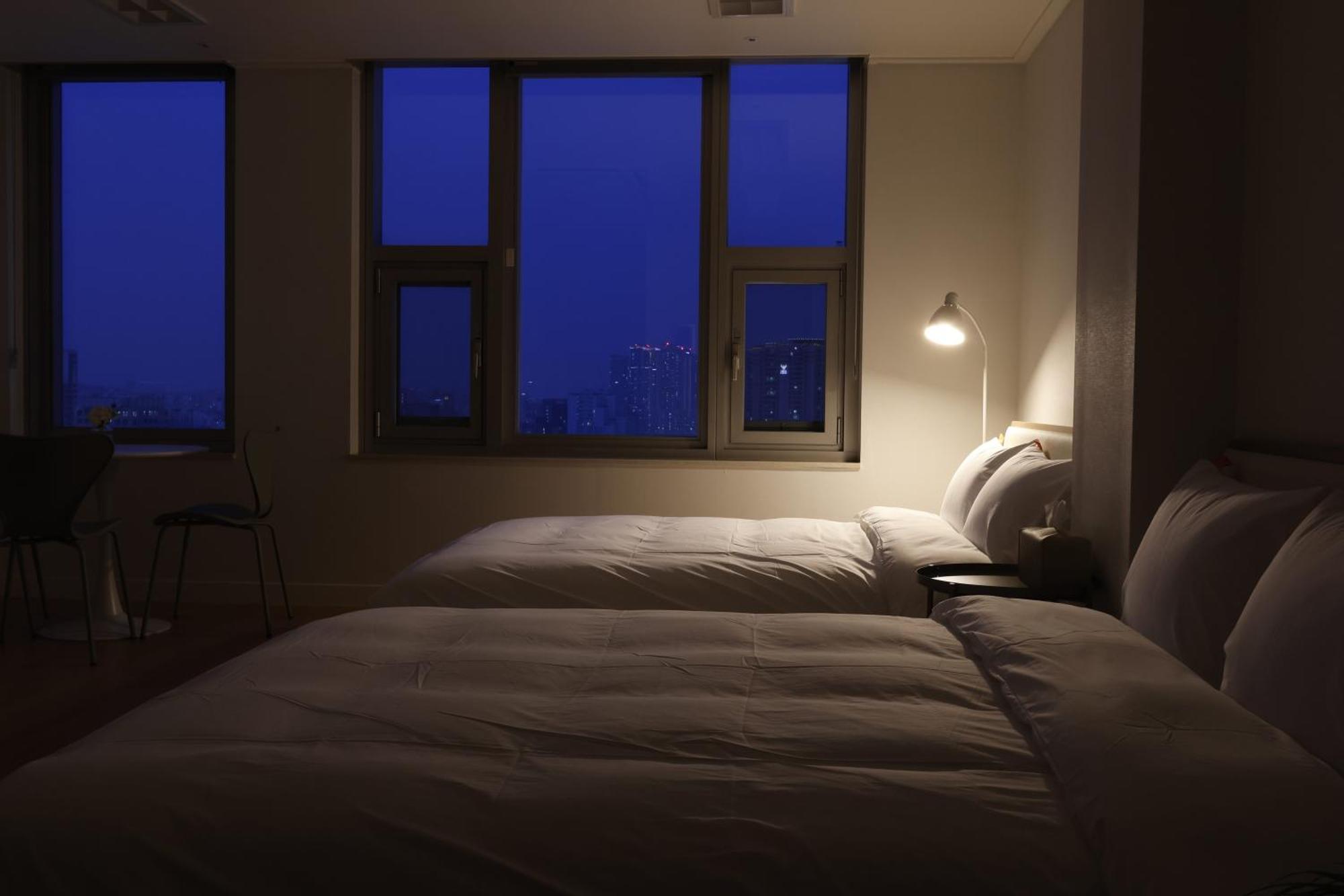 "Grand Opened" Maxtyle Guesthouse Dongdaemun Сеул Экстерьер фото